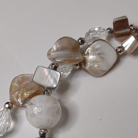 Two Layer Shell, Plastic, And Glass Bead Necklace Adjustable 17 To 20 Inches - Picture 8 of 10
